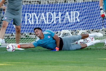 Juan Musso, en su primer entrenamiento con el Atlético.