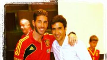 Sergio Ramos colg&oacute; una foto con Ra&uacute;l.