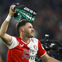 Nottingham Forest manda una propuesta interesante por Santiago Giménez