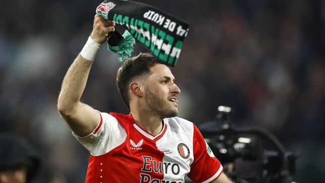 Oferta del Nottingham Forest por Santi Giménez