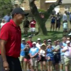La suerte le juega una mala pasada a Tiger Woods