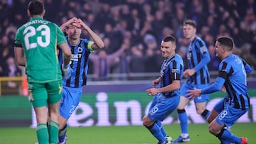 Bruges (Belgium), 06/11/2024.- Hans Vanaken of Club Brugge celebrates after scoring the 1-0 by penalty during the UEFA Champions League League match between Club Brugge KV and Aston Villa, in Bruges, Belgium, 06 November 2024. (Liga de Campeones, Bélgica, Brujas) EFE/EPA/OLIVIER MATTHYS