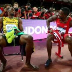 Usain Bolt-Justin Gatlin, frente a la última recta en 4x100