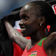 Vivian Cheruiyot es la estrella en la maratón de Frankfurt