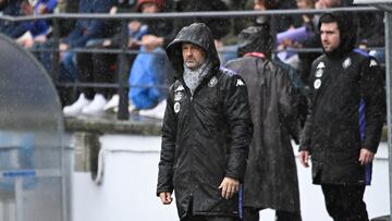OURENSE, 05/01/2025.- El entrenador del Real Valladolid Diego Cocca, durante el partido de Copa del Rey disputado este domingo en el estadio de O Couto. EFE/Brais Lorenzo