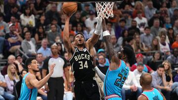 Giannis Antetokounmpo and the Milwaukee Bucks handed the Phoenix Suns their third straight loss in a night in which the Greek posted 36 and 11 rebounds.