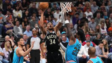 Giannis Antetokounmpo and the Milwaukee Bucks handed the Phoenix Suns their third straight loss in a night in which the Greek posted 36 and 11 rebounds.