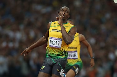  En la pista de atletismo la gran estrella volvió a ser Usain Bolt, que revalidó sus títulos en los 100, 200 y 4x100 metros, convirtiéndose en el primer atleta en repetir doblete en los 100 y 200 metros. Además, en la final de los 100 metros todos los participantes, a excepción del lesionado Powell, bajaron de los diez segundos. 