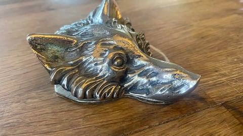 A couple pays $2.50 for incredible luxury item worth over $1,500 while thrifting: “The lucky finds are out there”