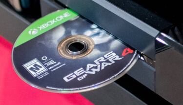 El origen de la idea de una Xbox One sin lector de discos