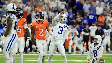 INDIANAPOLIS, INDIANA - SEPTEMBER 14: Spencer Shrader #3 of the Indianapolis Colts kicks a field goal during the fourth quarter to beat the Denver Broncos 29-28 at Lucas Oil Stadium on September 14, 2025 in Indianapolis, Indiana. Justin Casterline/Getty Images/AFP (Photo by Justin Casterline / GETTY IMAGES NORTH AMERICA / Getty Images via AFP)