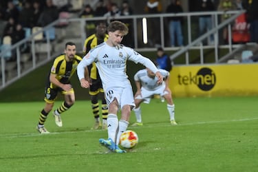 El Castilla ve volar el triunfo en cuatro minutos