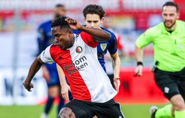 El delantero del Feyenoord tiene un valor de mercado de 10 millones de euros.