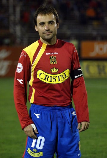 José Luis Sierra 123 goles.