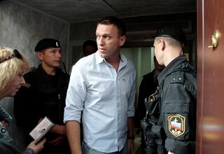 ¿Por qué estaba Navalni en la cárcel, de qué se le acusaba y cuánto tiempo llevaba en prisión?