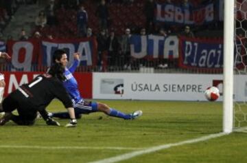 Previo a su coronación en lo más alto de Sudamérica, los azules tuvieron que dejar en el camino a Deportes Concepción en la Pre-Sudamericana. 2-2 en la ciudad penquista, y un 2-0 en el Estadio Nacional, fue el resultado que los clasificó al certamen.