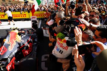 Max Verstappen celebra la segunda plaza en el circuito de Las Américas. 