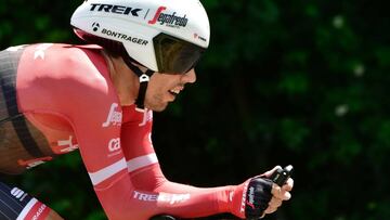 Andr&eacute; Cardoso rueda durante la contrarreloj del Criterium del Dauphine 2017.