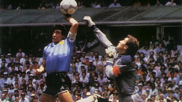 La Mano de Dios: el gol que anot&oacute; Maradona con Argentina ante Inglaterra. 