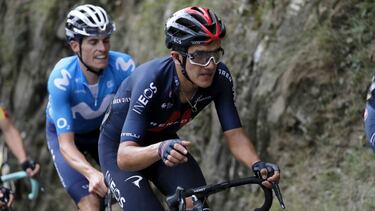 Mas y Carapaz están fuertes