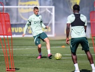 27/03/26 CADIZ ENTRENAMIENTO SERGIO ARRIBAS