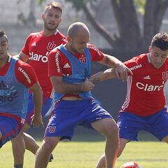 Azul Azul viaja a Argentina para acelerar búsqueda de DT