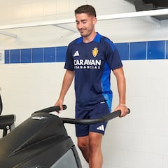 El Zaragoza inicia la pretemporada y presenta a Sebas Moyano y Tachi