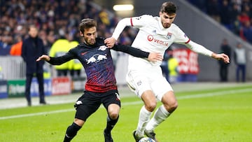 Radu se acerca y suena Saracchi