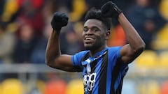 Duv&aacute;n Zapata, delantero de Atalanta