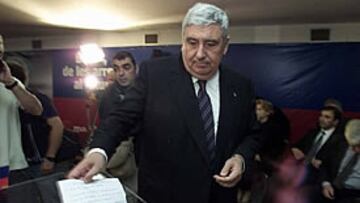 <b>PASO A PASO</B>. Llauradó va presentando poco a poco a todo su equipo. El último, el secretaio técnica. Quedan por desvelar algunos nombres.