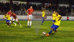 Abel lanza el penalti en el San Roque-C&aacute;diz.