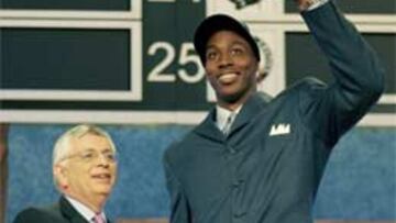 <b>COMPAÑEROS</b>. Steve Francis y el número 1 del draft, Dwight Howard, compartirán equipo, los Orlando Magic.
