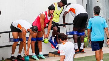 Guedes, este martes en Paterna, en su primer entrene con Bordalás.