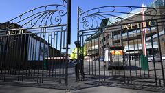 Acceso al All England Tennis Club de Londres, sede de Wimbledon.