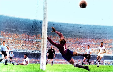 16/07/1950 Uruguay-Brasil. 
Gol 1-1 de Schiaffino.