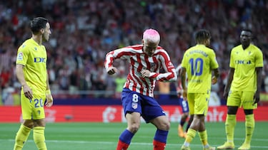 Griezmann festeja uno de sus goles ante el Cádiz.