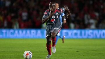 Carmelo Valencia presenta renuncia a América de Cali