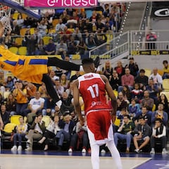 El Baxi Manresa puede con un Gran Canaria poco acertado