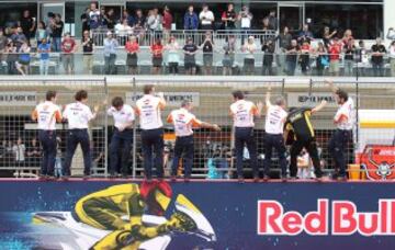 MotoGP. El equipo Marc M¨¢rquez celebr¨® la victoria.