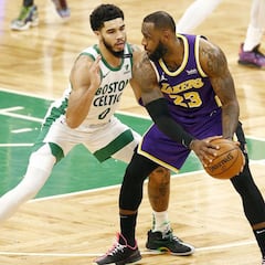 Los Lakers despiertan a tiempo