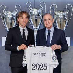 Oficial: Modric, hasta 2025