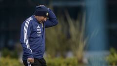 Argentina&#039;s football team head coach Jorge Sampaoli, is pictured during a training session in Ezeiza, Buenos Aires on May 21, 2018. 
 The Argentinian team is training ahead of a friendly match against Haiti to be held on May 29 at &quot;La Bombonera&quot; stadium in Buenos Aires, before departing to Barcelona, to prepare for the upcoming FIFA World Cup 2018 in Russia. / AFP PHOTO / JUAN MABROMATA
