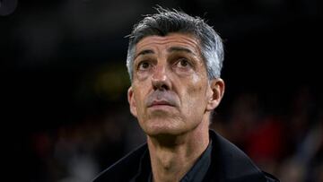 VALENCIA, SPAIN - FEBRUARY 25: Imanol Alguacil, Manager of Real Sociedad looks on prior to the LaLiga Santander match between Valencia CF and Real Sociedad at Estadio Mestalla on February 25, 2023 in Valencia, Spain. (Photo by Manuel Queimadelos/Quality Sport Images/Getty Images)