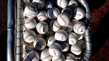 En un intento por no entorpecer las negociaciones del acuerdo colectivo, MLB y la Asociación de Jugadores retrasaron las pláticas del draft internacional.