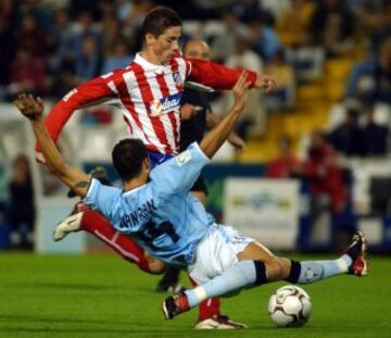 Torres en el Celta-Atlético del 26  de octubre de 2002.

