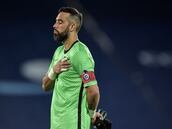 El récord que Berizzo le robó a Bravo y que ahora tendrá Lionel Messi