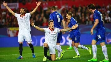 Vardy arruinó triunfo del Sevilla y dejó al Leicester con vida