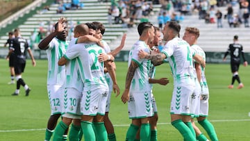 Antequera CF-Hercules.
Primera REF.
Segundo gol del Antequera.