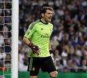 El club merengue tendrá que decir si quiere a Casillas o no