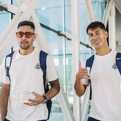 Merquelanz e Akman correm em direção à luz